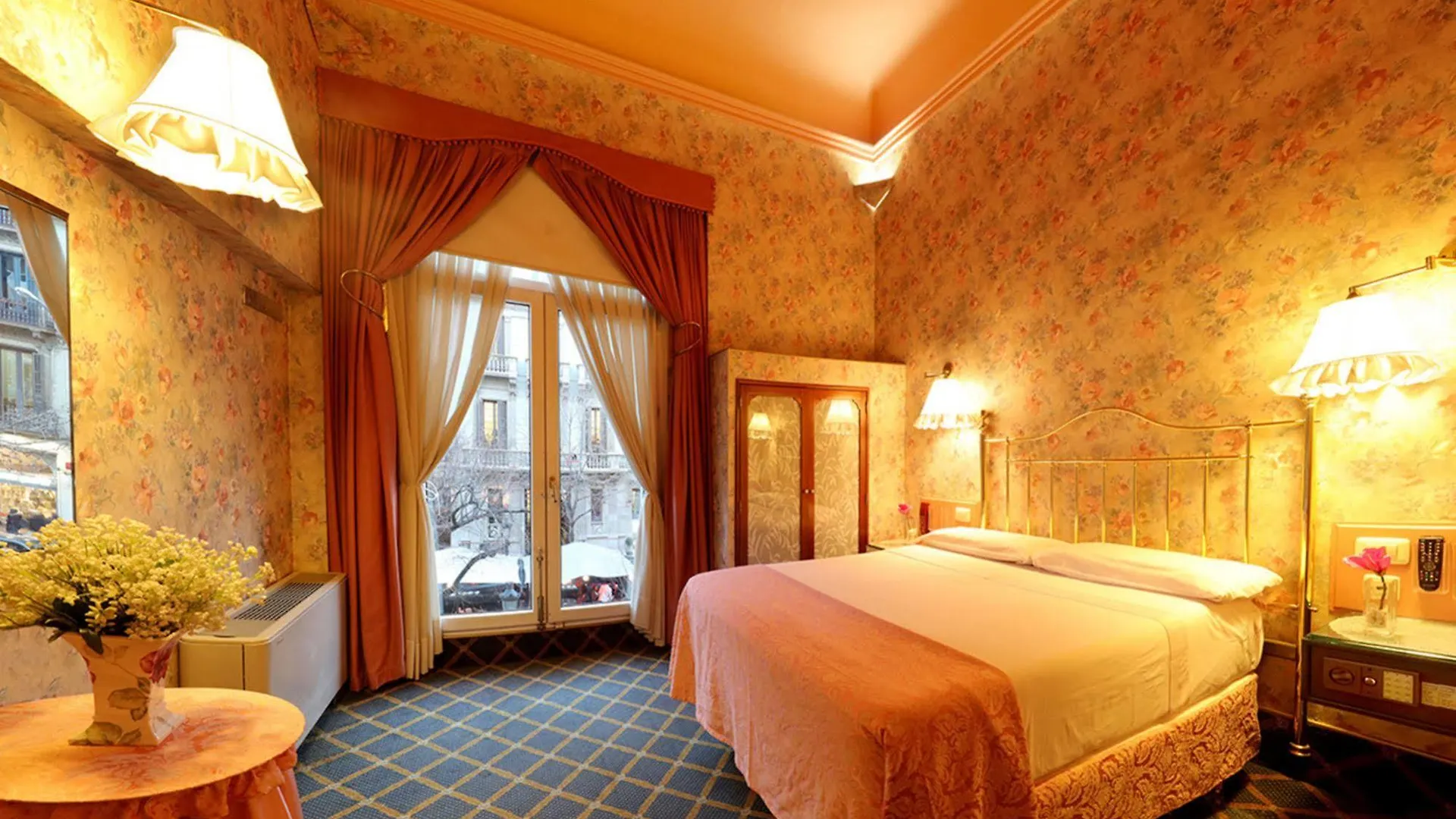 Hotel Continental Palacete Barselona İspanya
