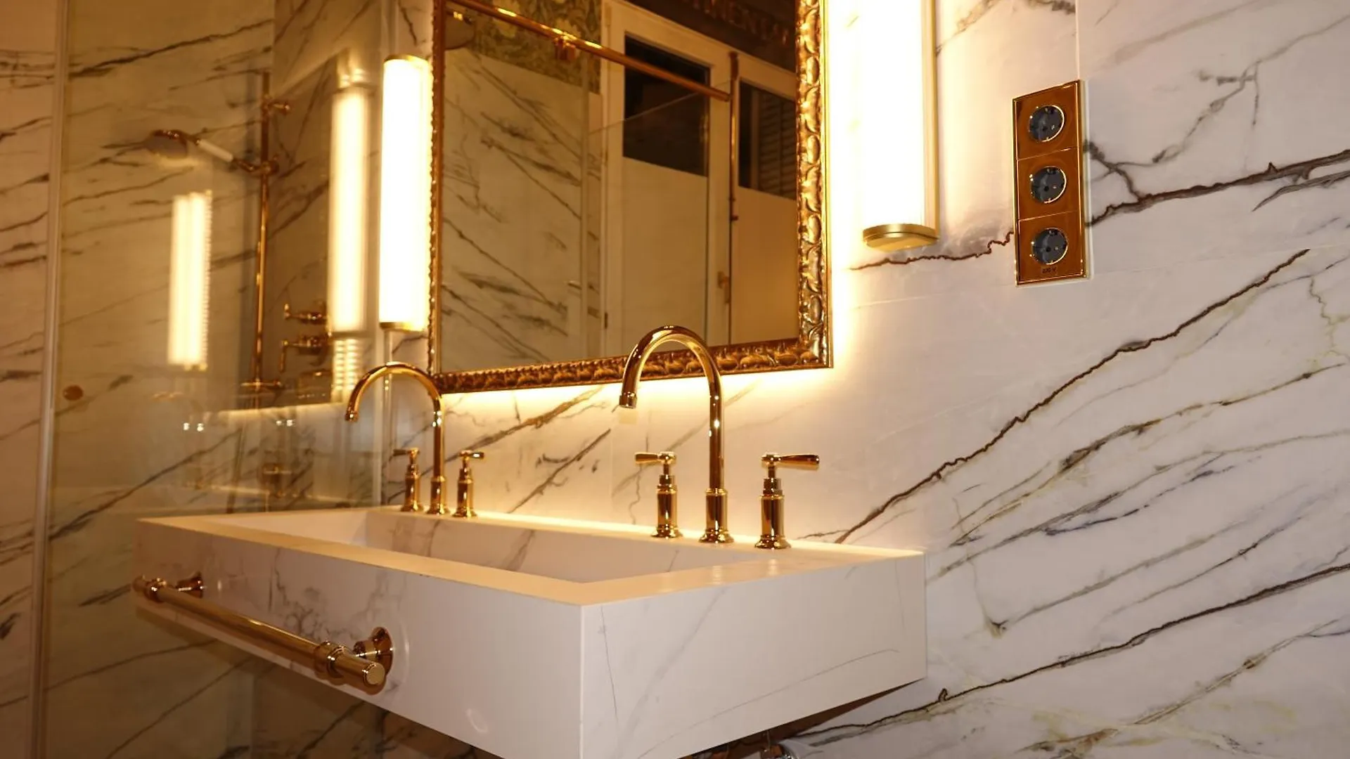 ***  Hotel Continental Palacete Barcelona Spain